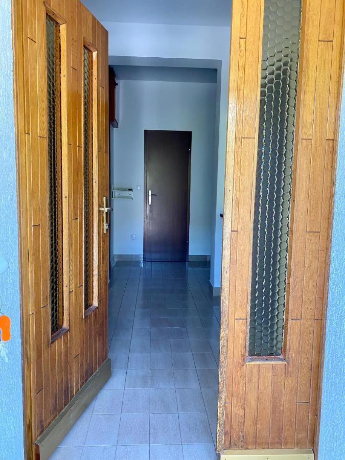Apartmani Luka Zrnovo Εξωτερικό φωτογραφία